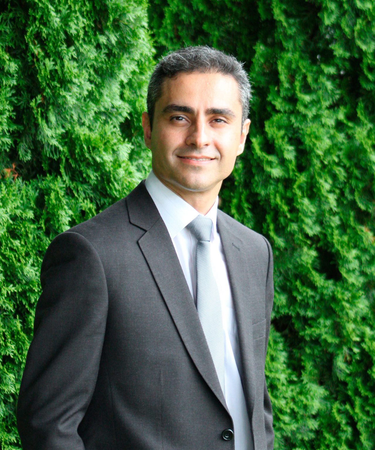 Arash Moghadam - Emmaty